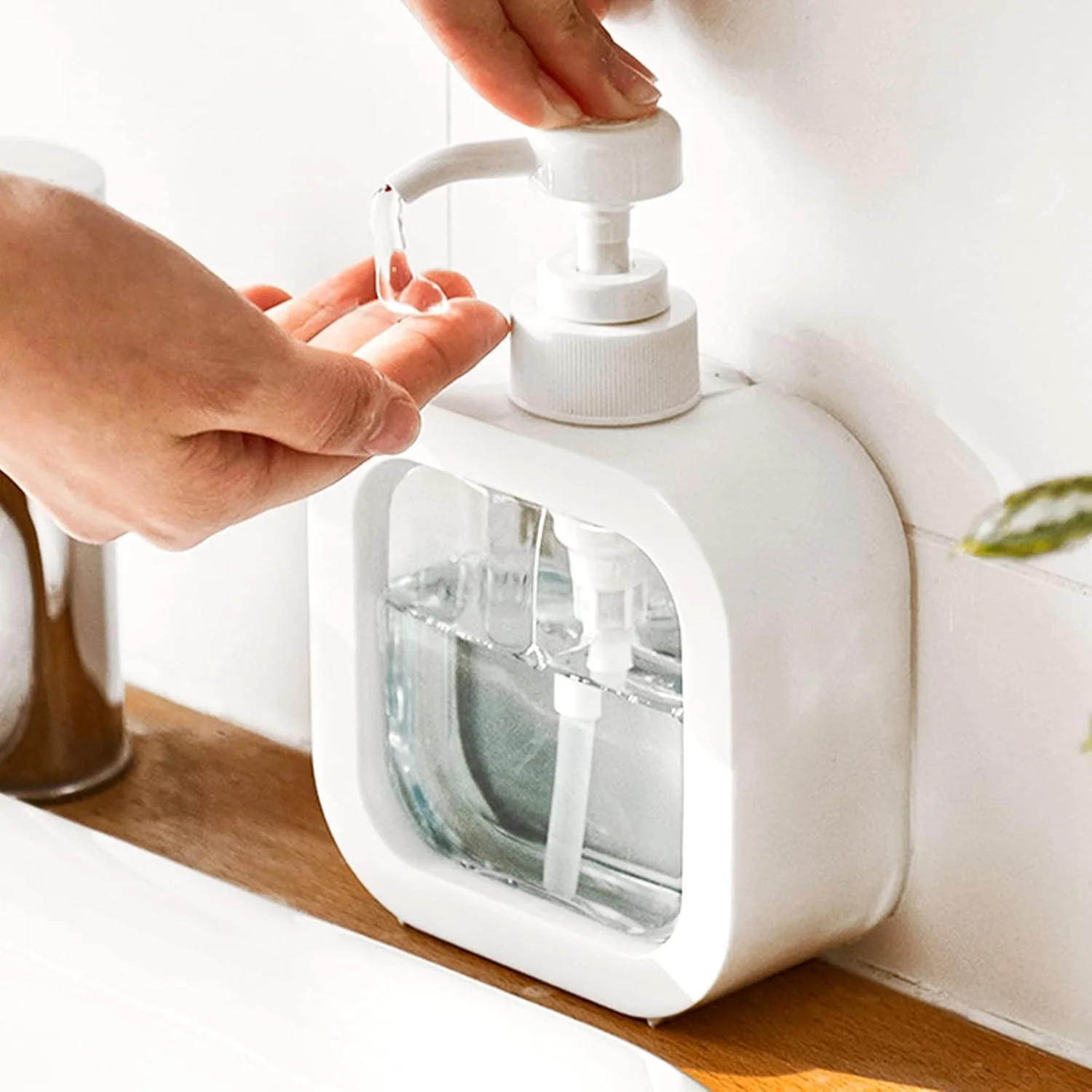 Bestic - Transparent Soap Dispenser Bottle (Buy 1 Get 1 Free). - Image 6