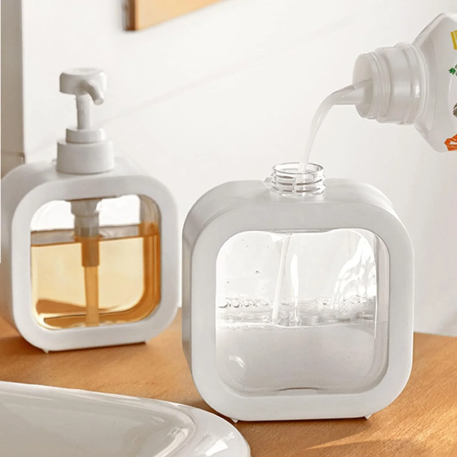 Bestic - Transparent Soap Dispenser Bottle (Buy 1 Get 1 Free). - Image 7