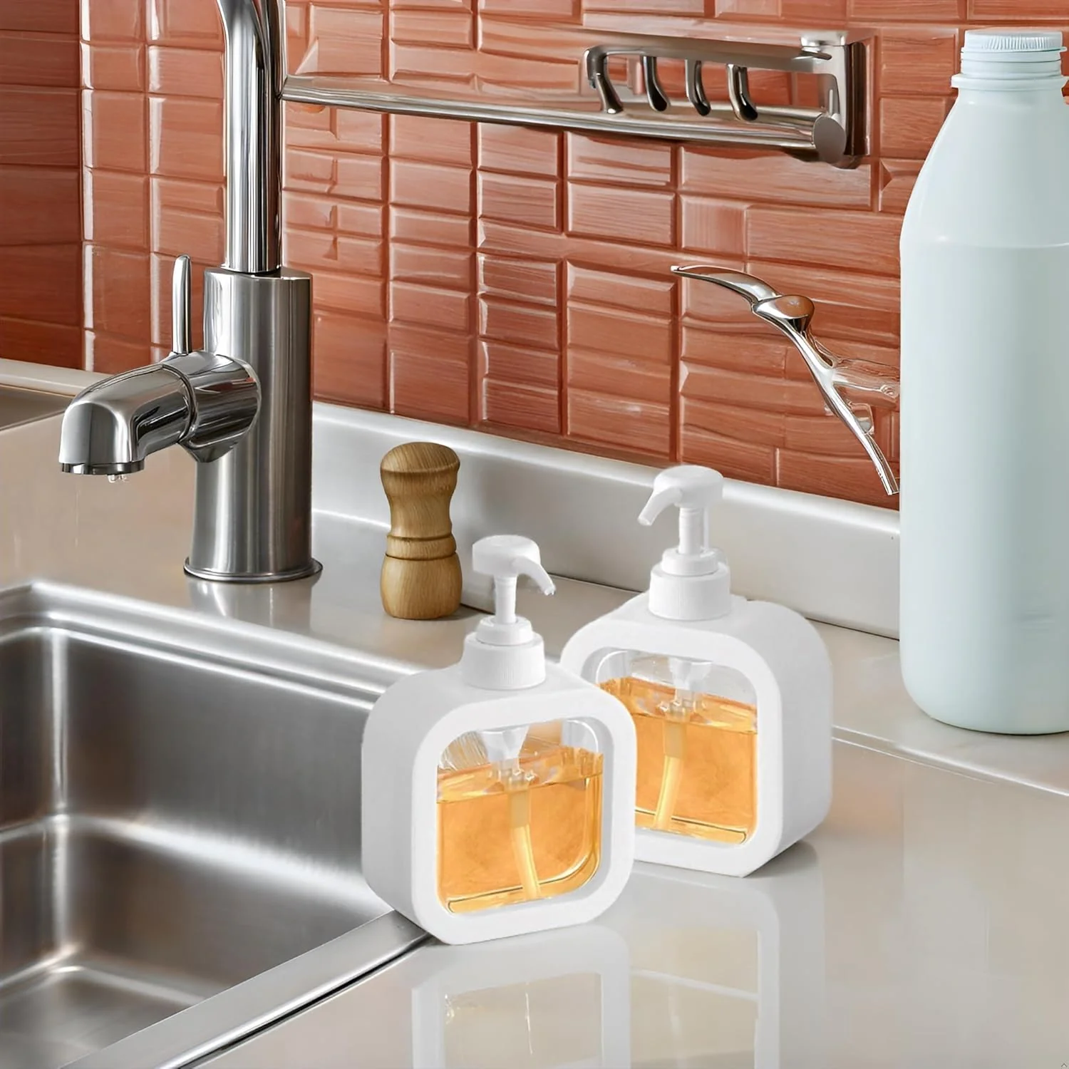 Bestic - Transparent Soap Dispenser Bottle (Buy 1 Get 1 Free). - Image 8