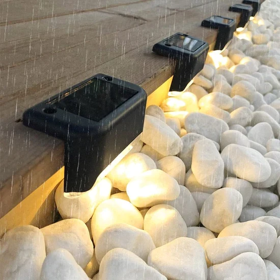 Solar Stair Lights : Auto Light Up In The Dark - Image 2